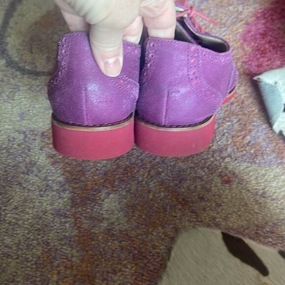 Fun Suede Cole Haan loafers! Great color! - Picture 4 of 6